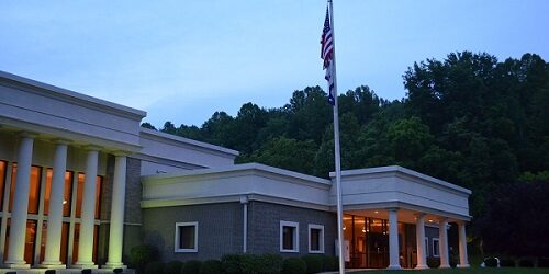 Bridgeport-city-hall