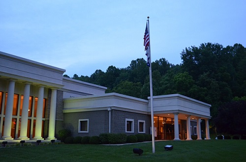 Bridgeport-city-hall