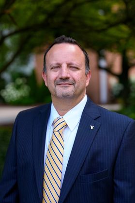 Fabrizio D’Aloisio HEADSHOT-279×419