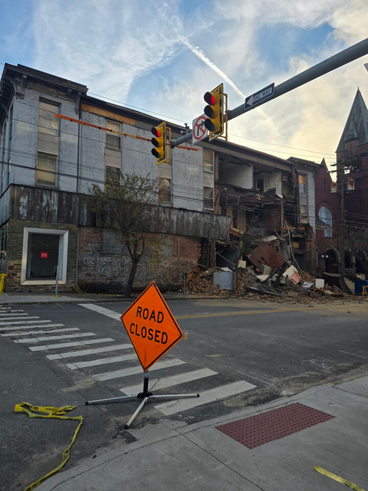 Fairmont collapse wide